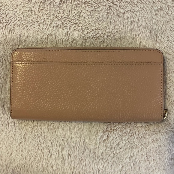 Kate Spade Wallet - Picture 2 of 3